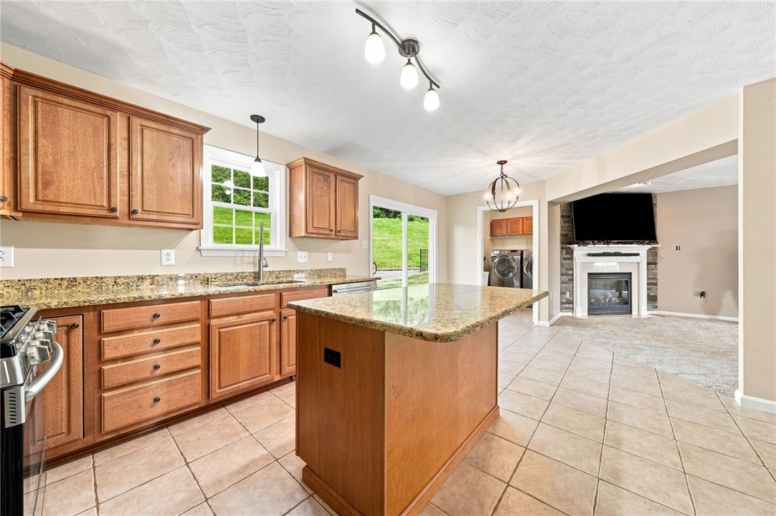 214 Murdock Way