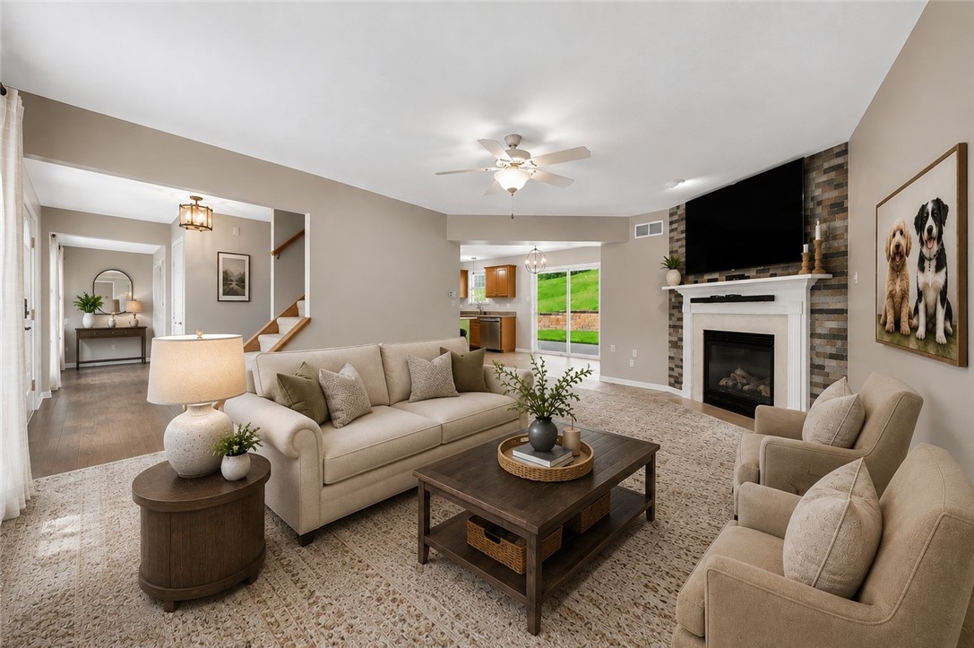 214 Murdock Way