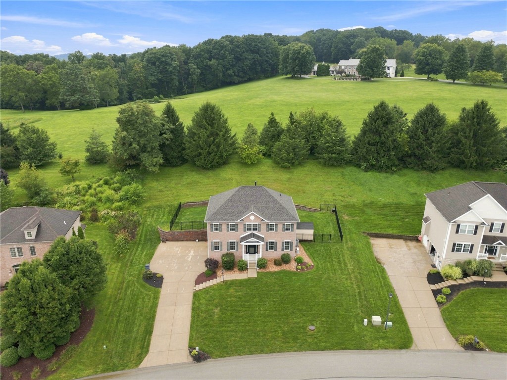 214 Murdock Way