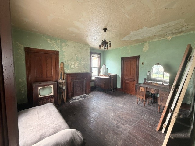 808 Plumb St.