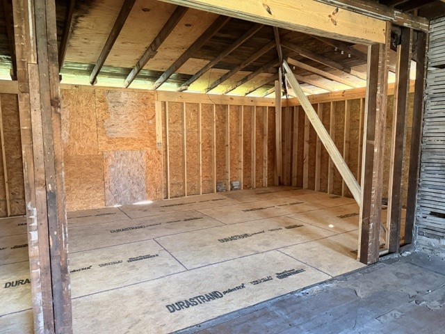 808 Plumb St.