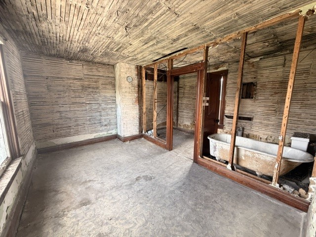 808 Plumb St.