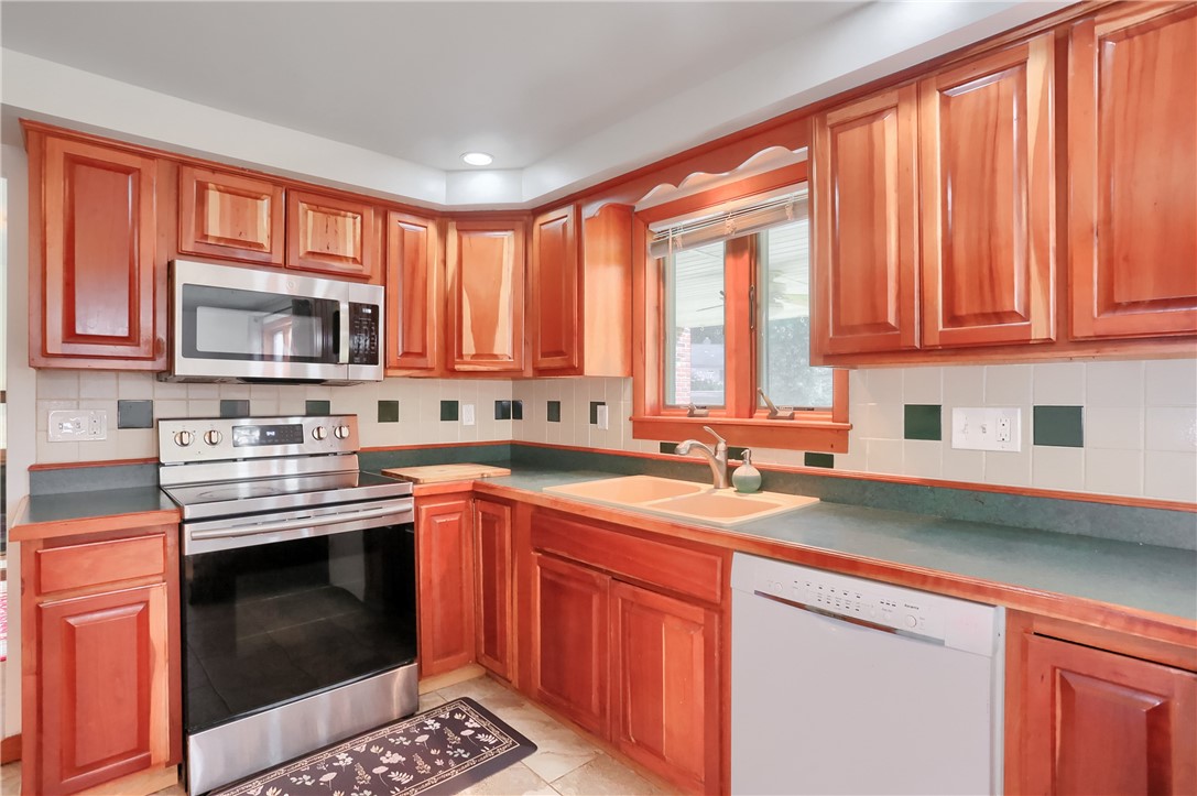 200 Spartan Dr