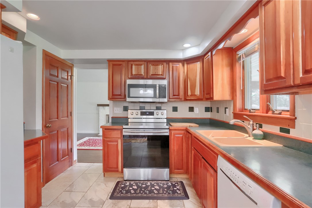 200 Spartan Dr