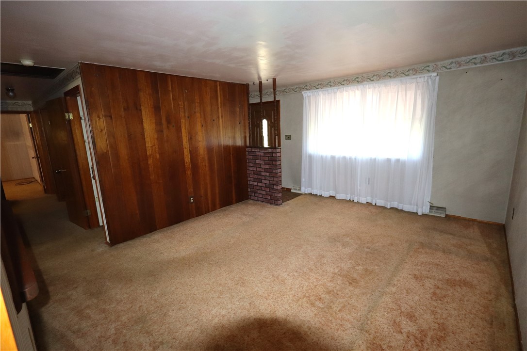 123 Eckstein Rd