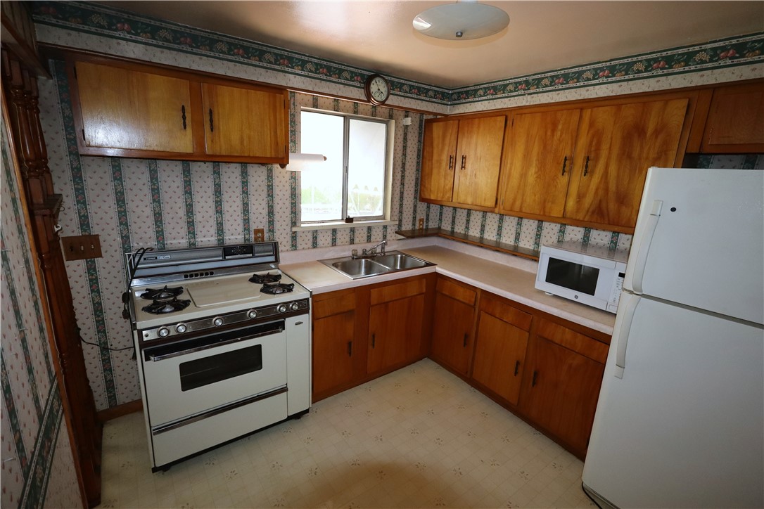 123 Eckstein Rd
