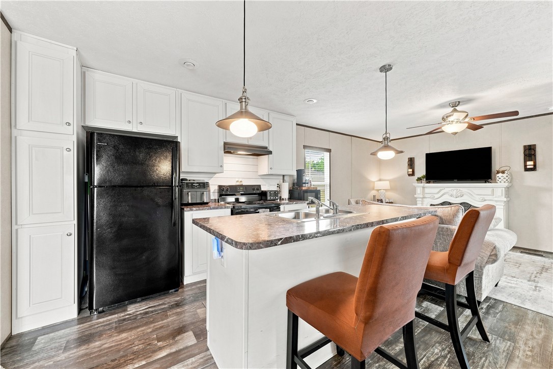 163 West Dr