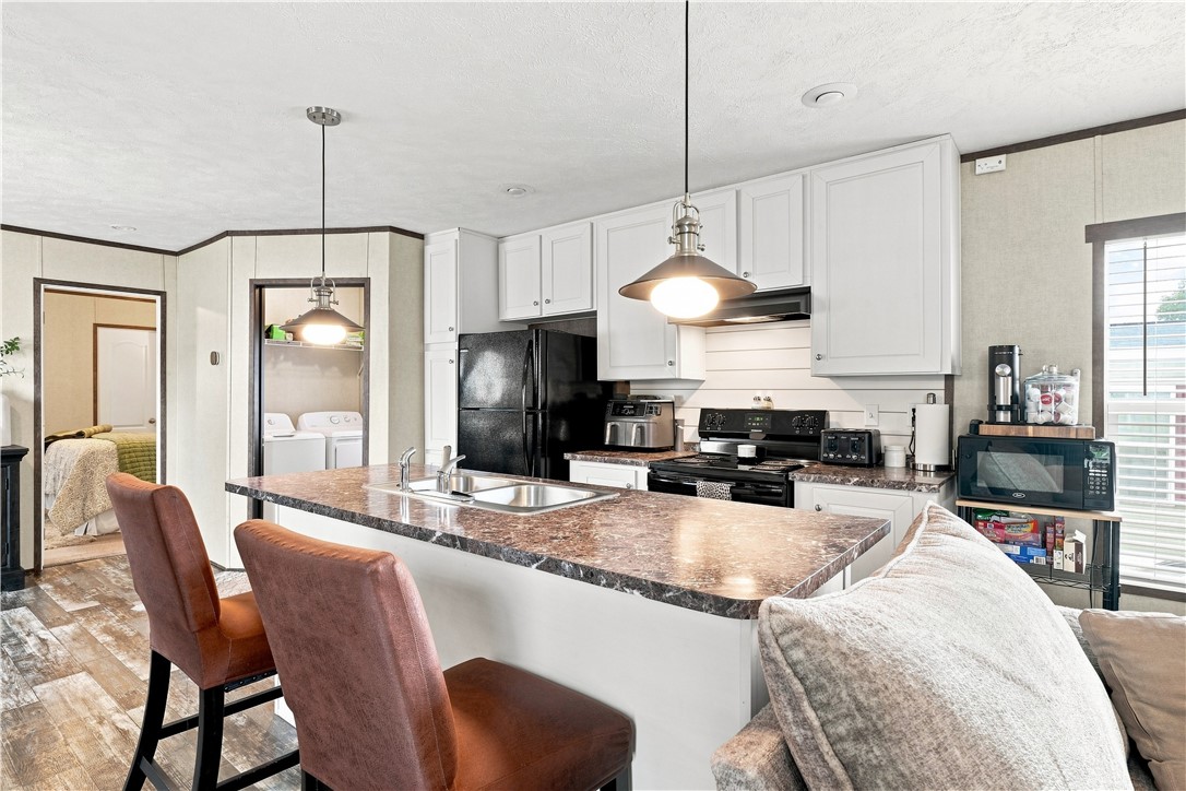 163 West Dr