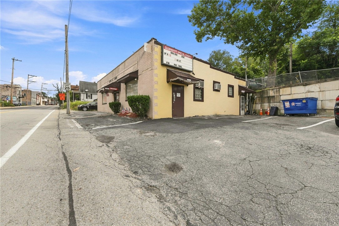 2310 Main St