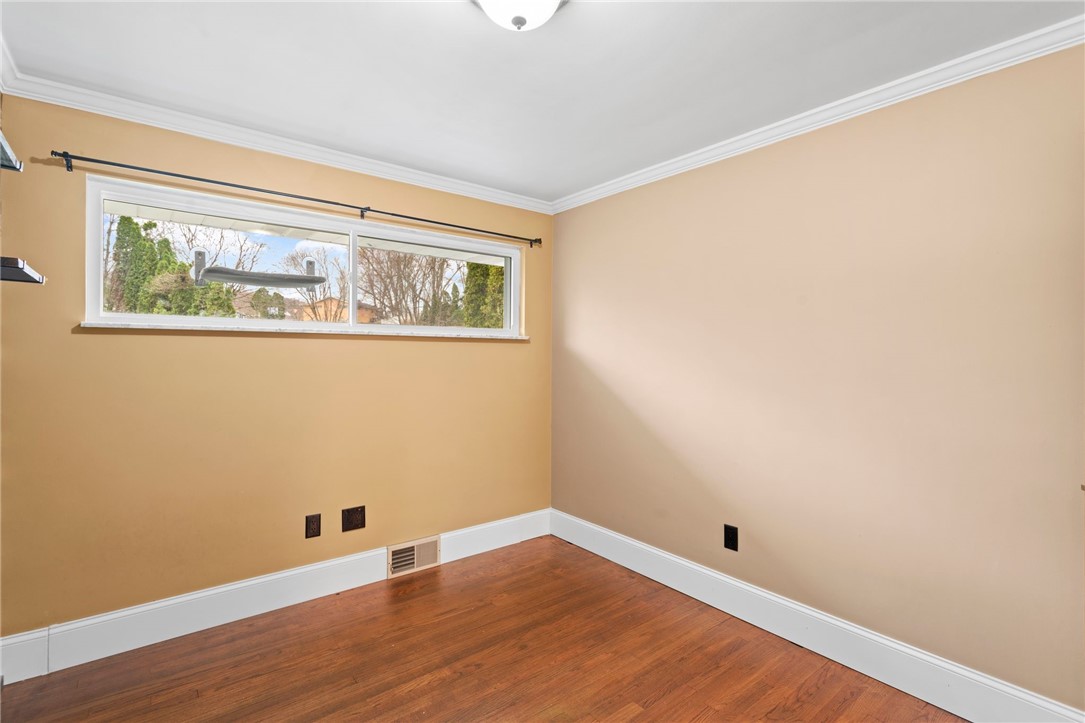 182 Chapel Dr