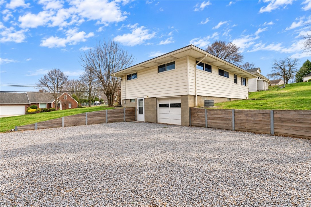 182 Chapel Dr