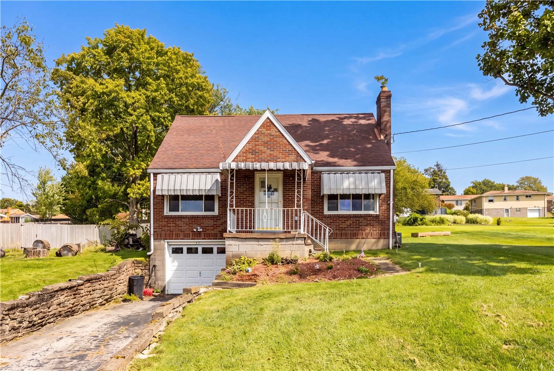 223 Crescent Dr