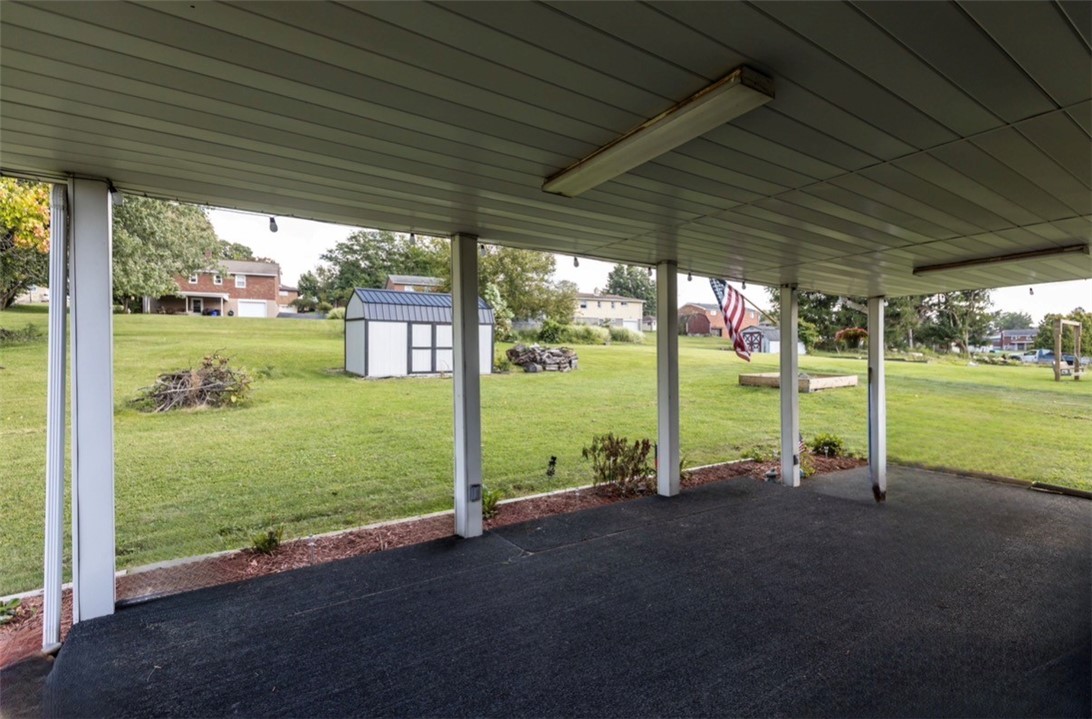223 Crescent Dr