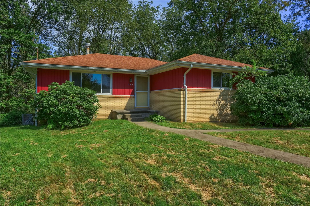 194 Woodridge Dr