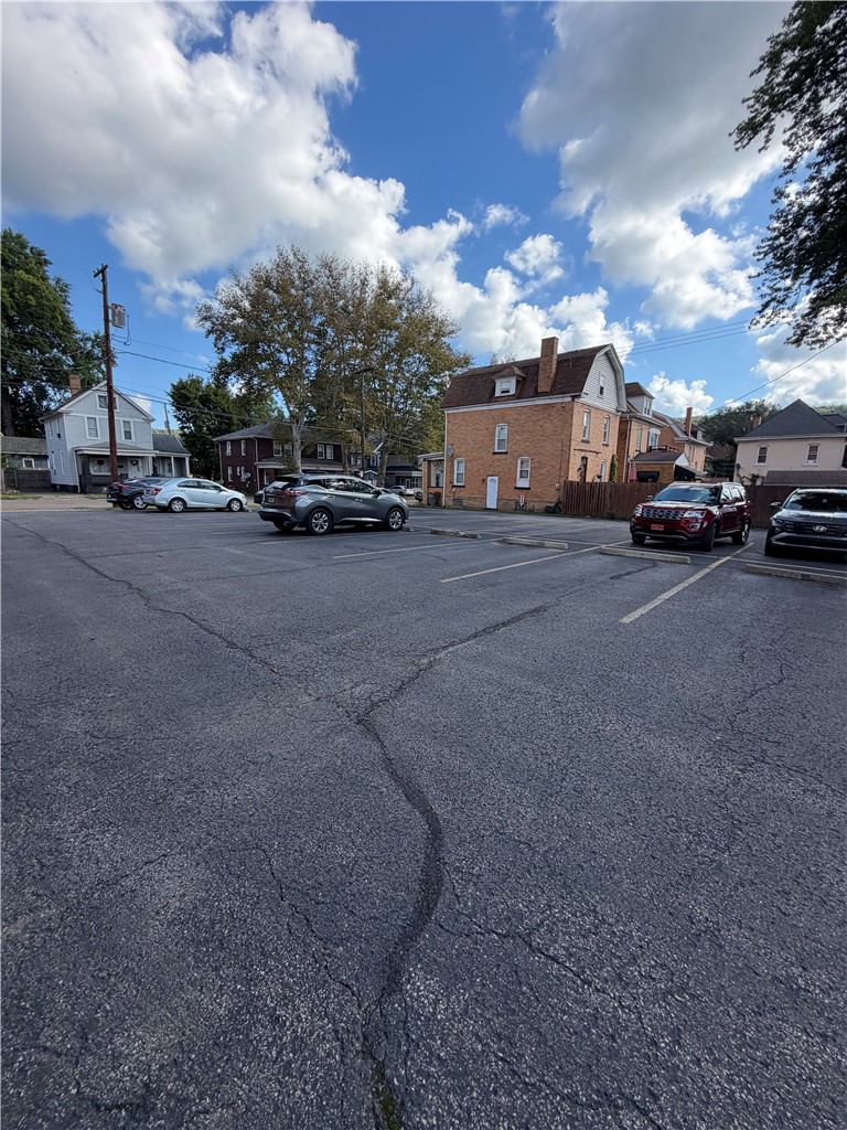 1326 6th Ave 204
