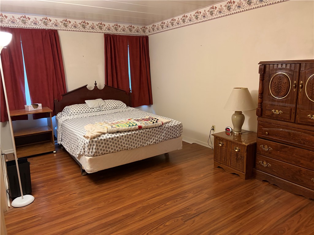 1326 6th Ave 204