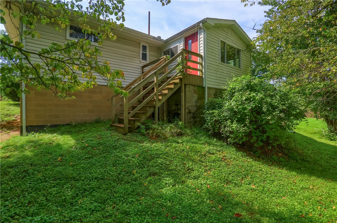 194 Woodridge Dr