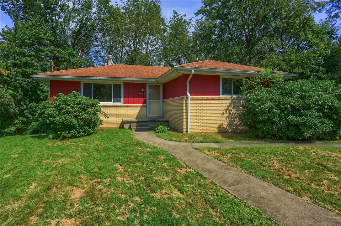 194 Woodridge Dr