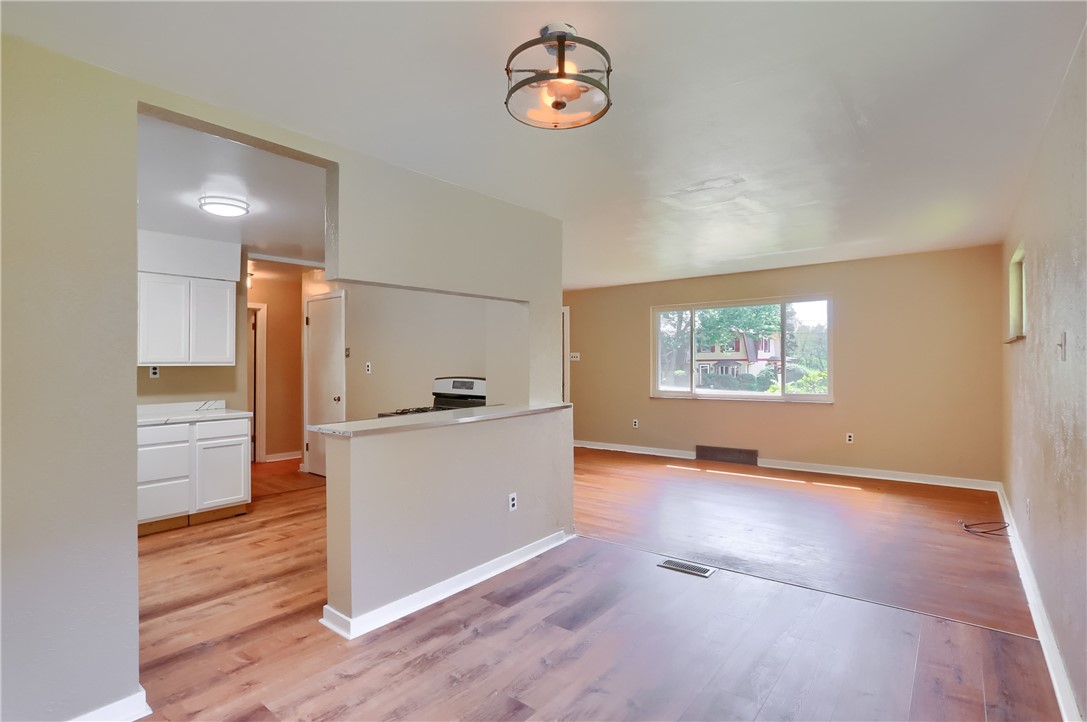 194 Woodridge Dr
