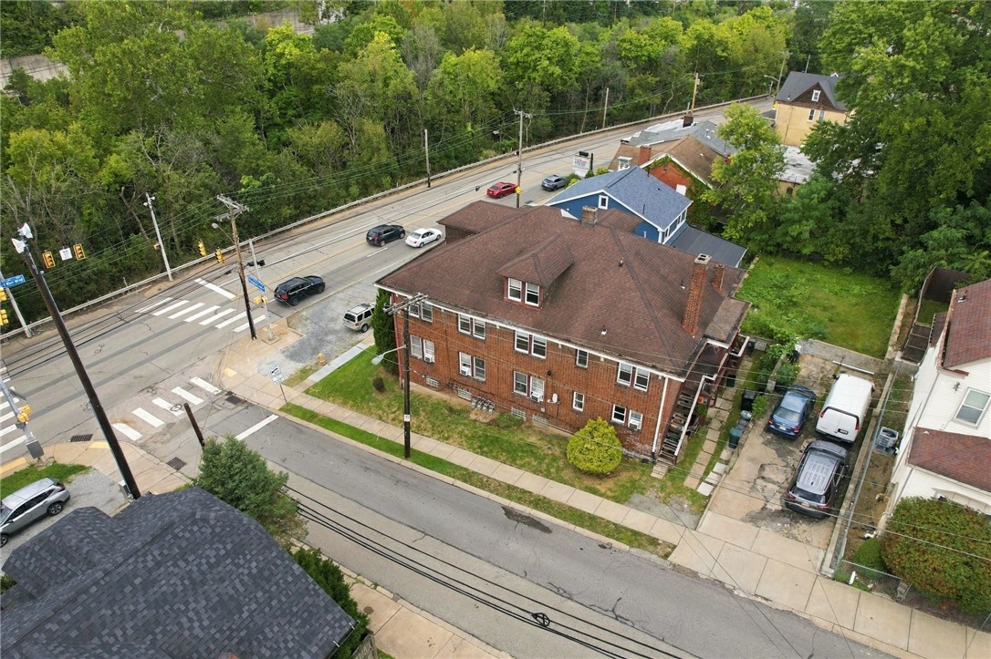 1935 Saw Mill Run Blvd