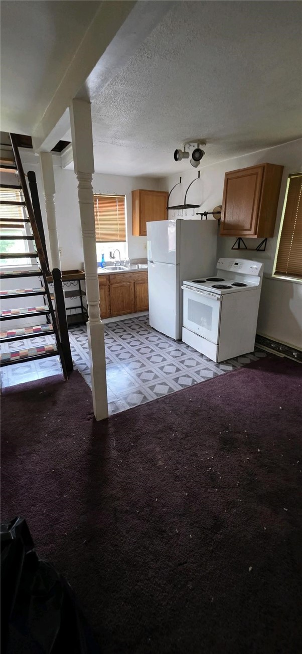 825 North 3