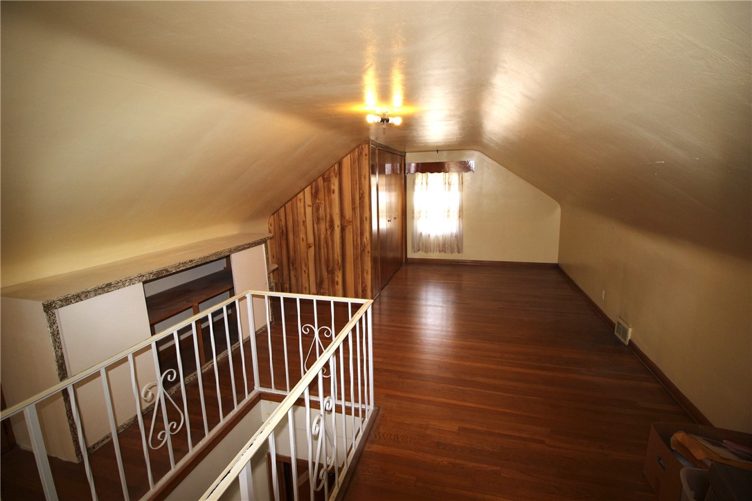 2303 Highland Ave