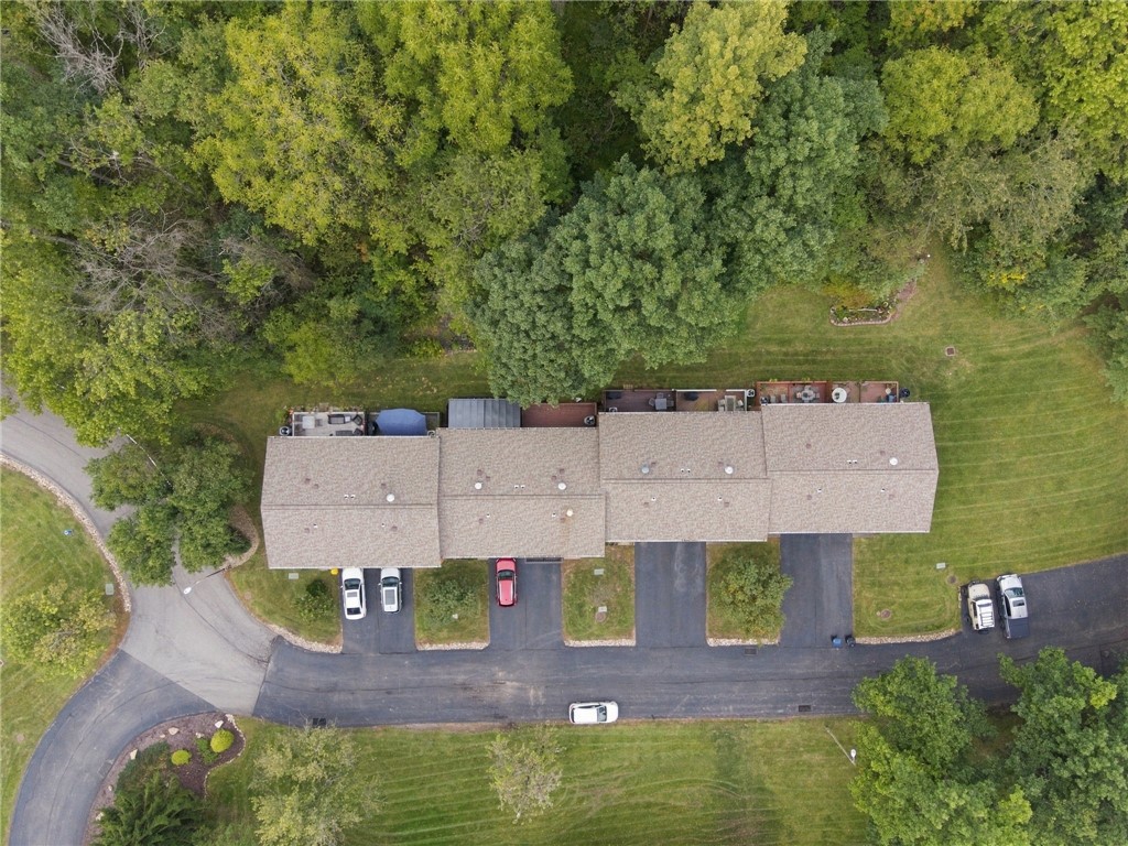 304 Springwater Ct