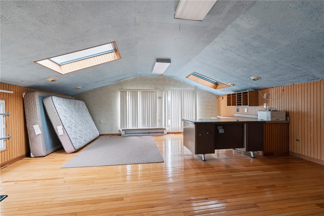 1212 Northwestern Dr