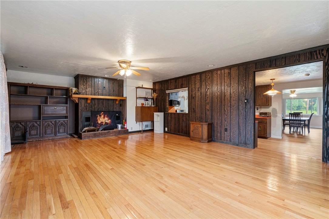 1212 Northwestern Dr