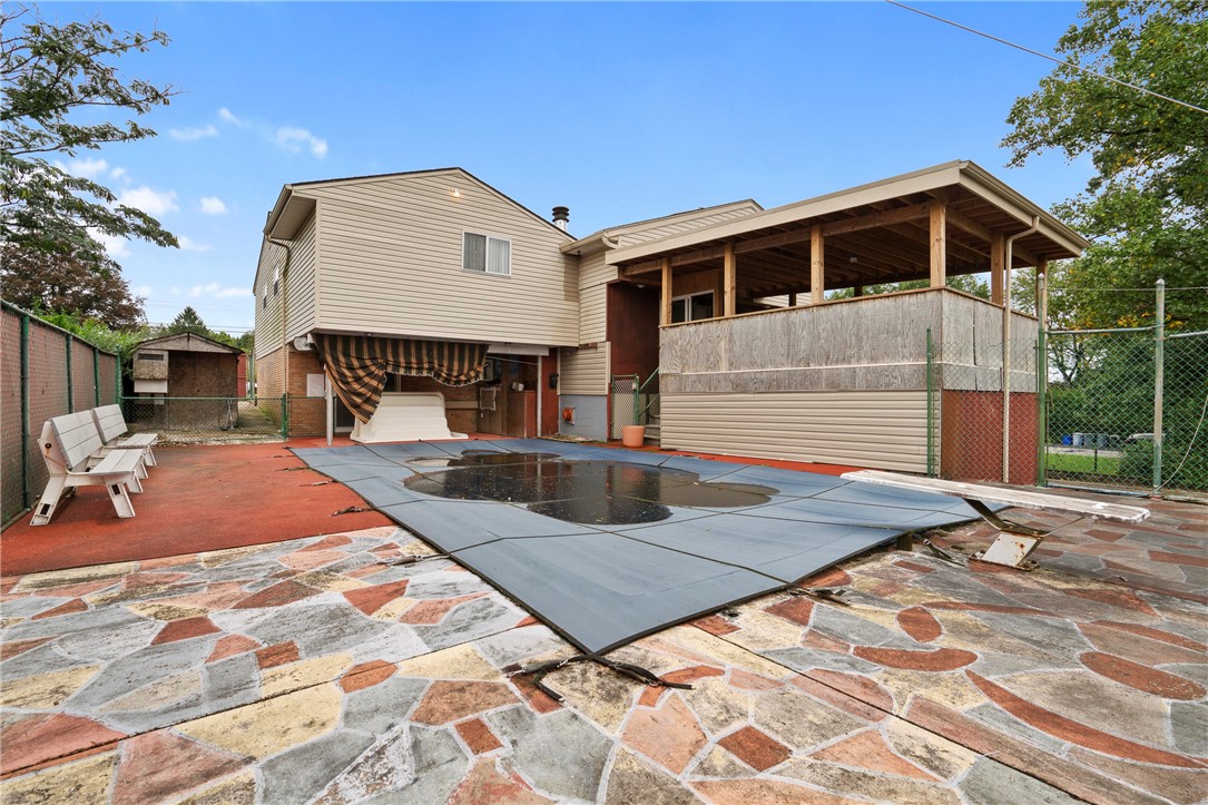 1212 Northwestern Dr