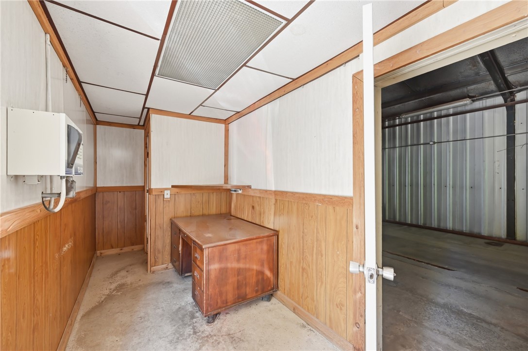 3433 Sharon Rd