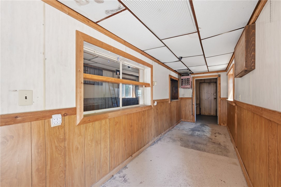 3433 Sharon Rd