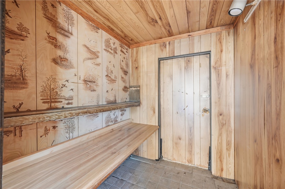 3433 Sharon Rd