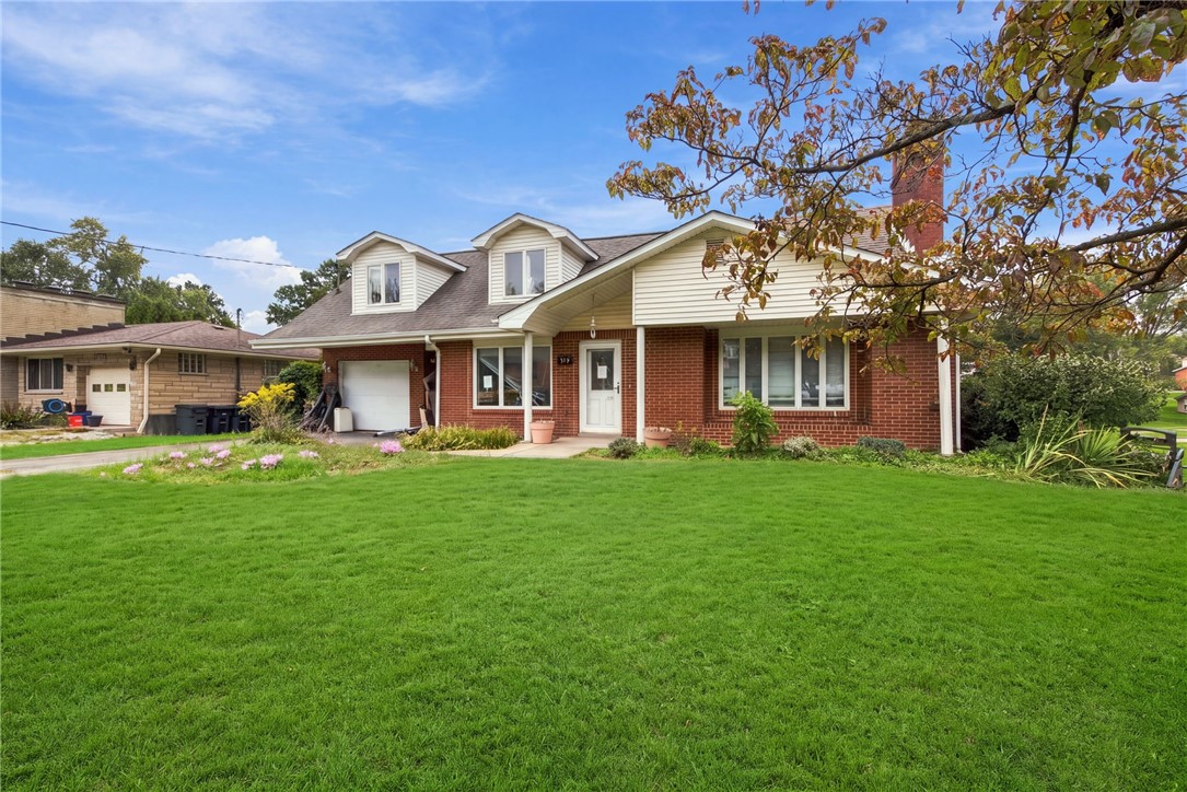 712 William Dr