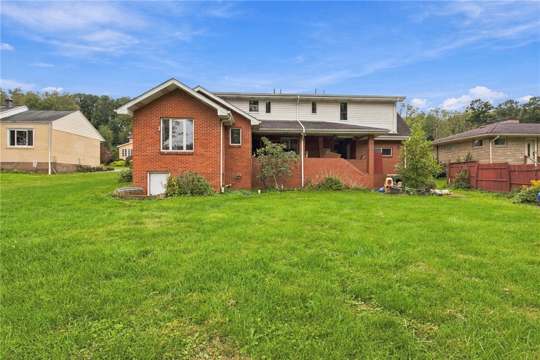 712 William Dr