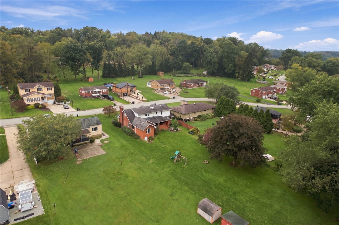 712 William Dr