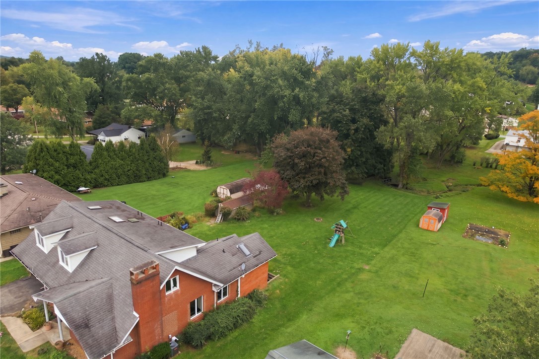 712 William Dr