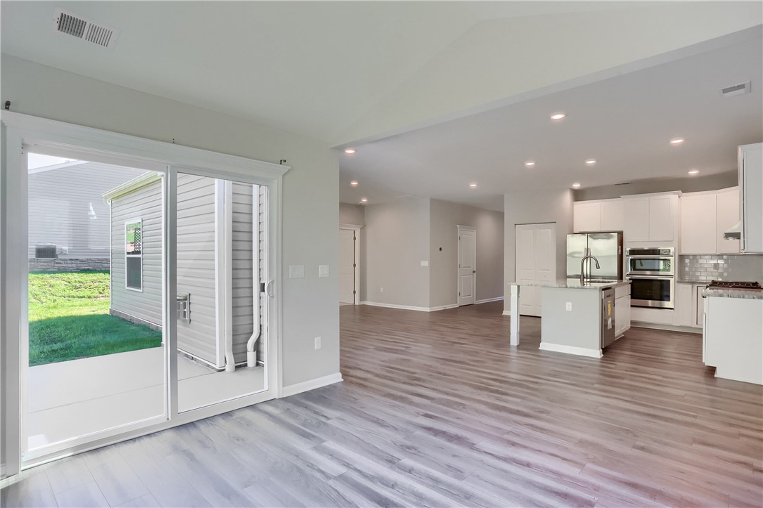 107 Deana Dr