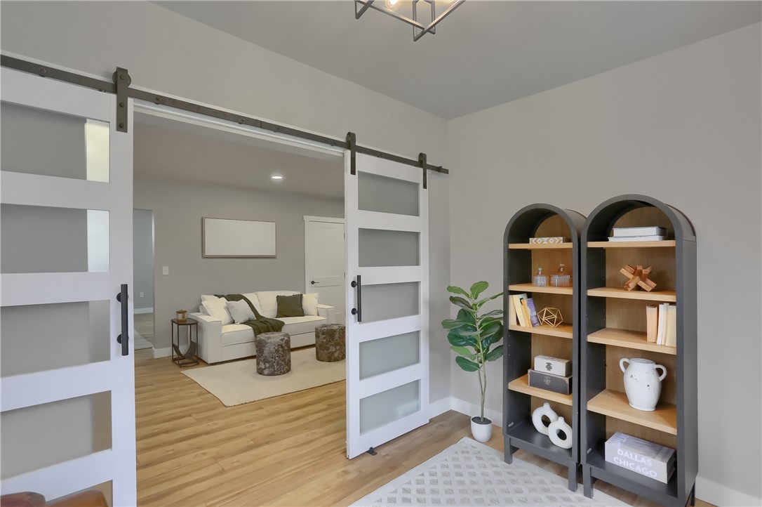 320 Morrison Ave