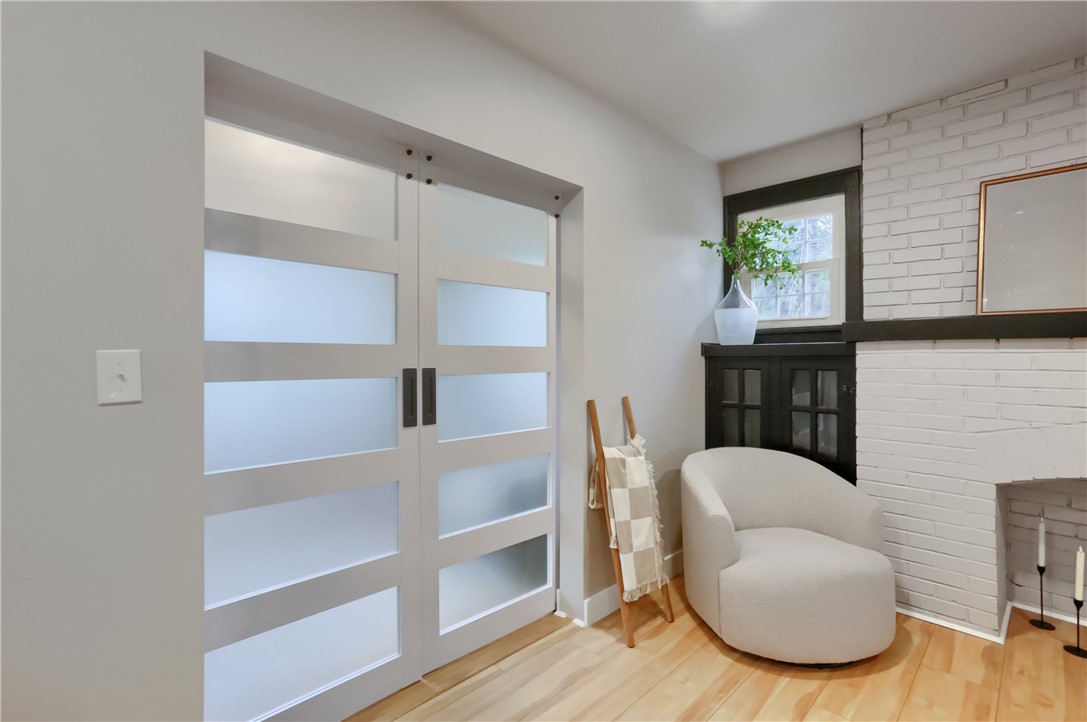 320 Morrison Ave