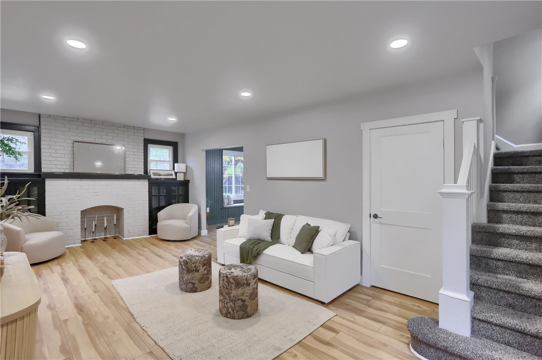 320 Morrison Ave