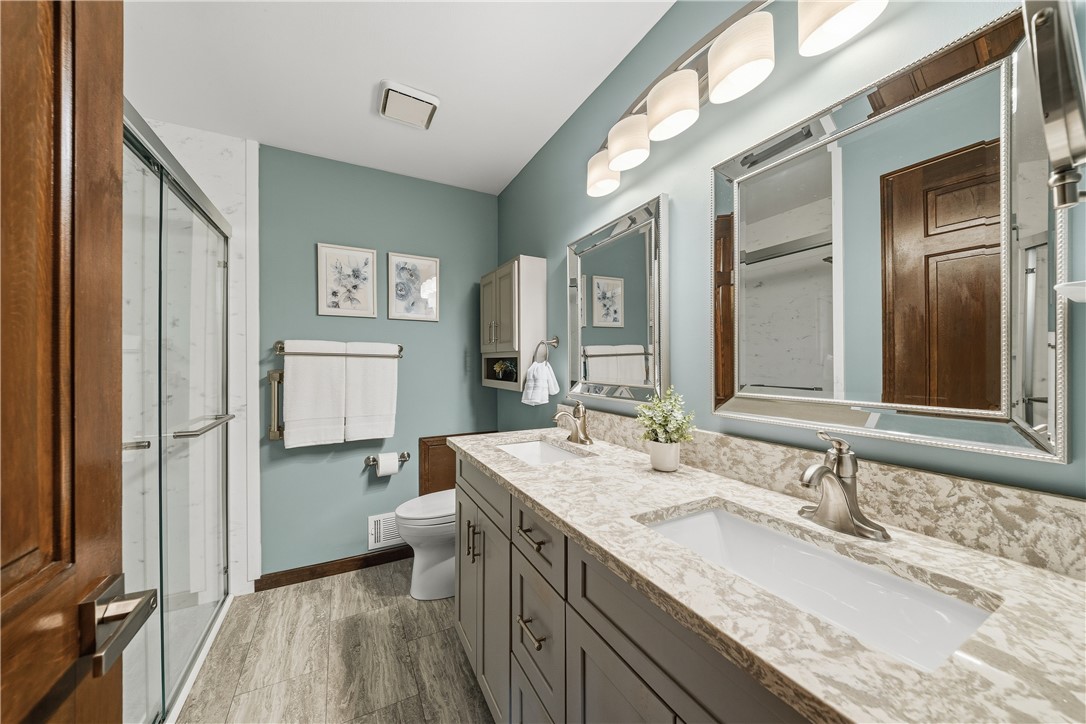 3103 Hope Court