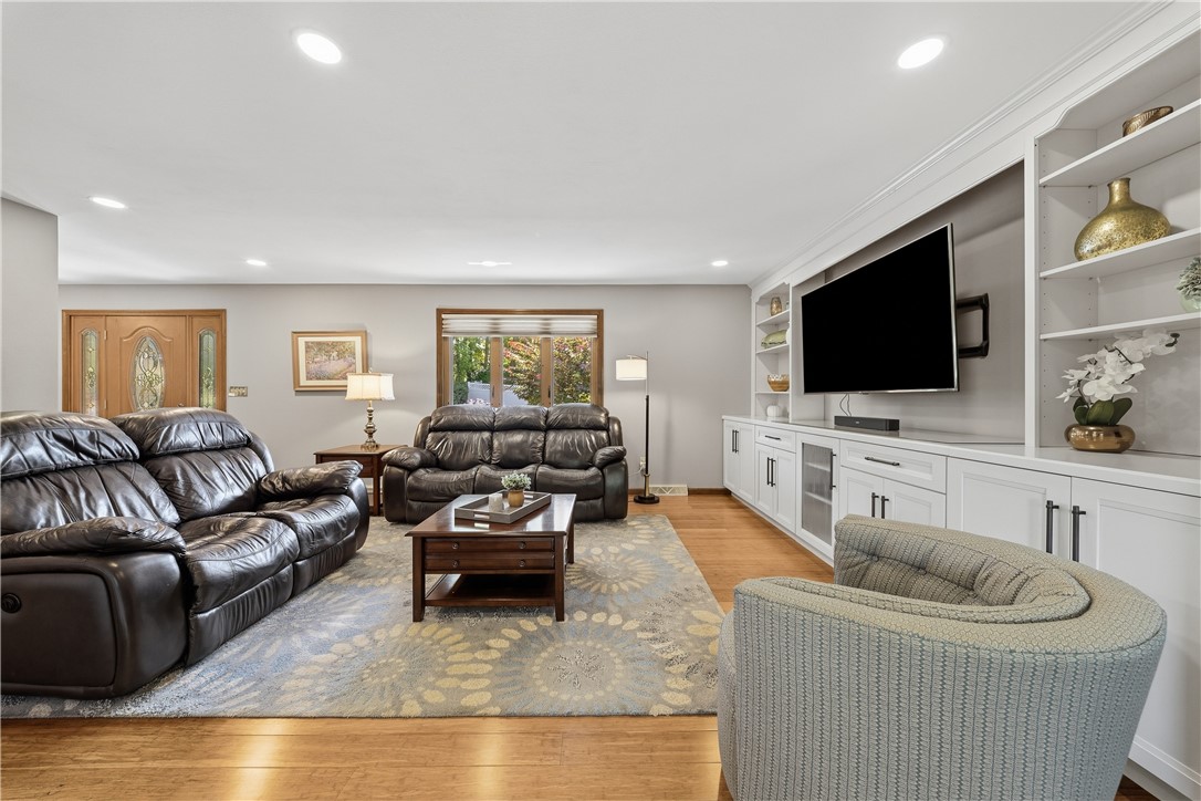 3103 Hope Court