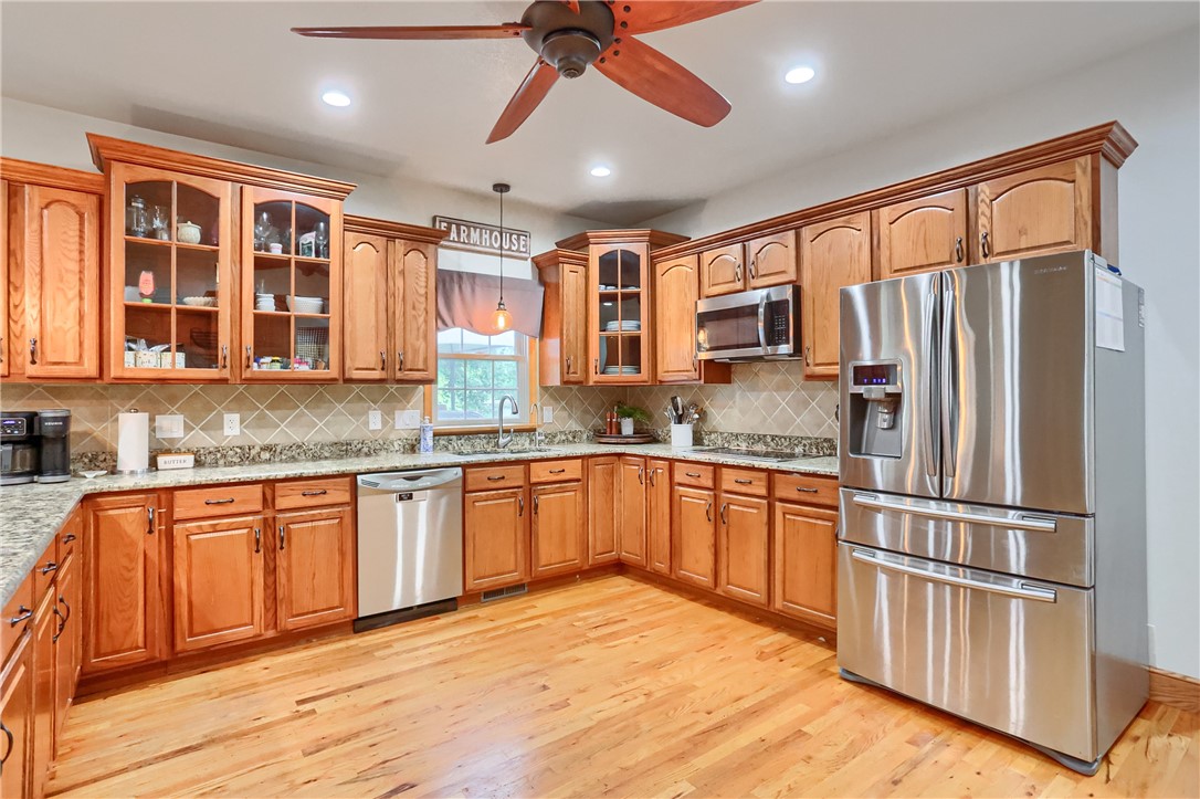 371 Hickernell Rd
