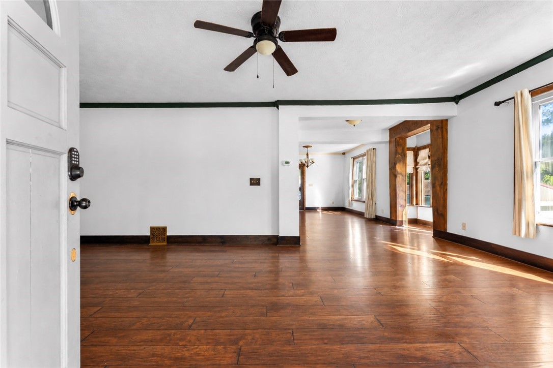 701 Stanley Ave