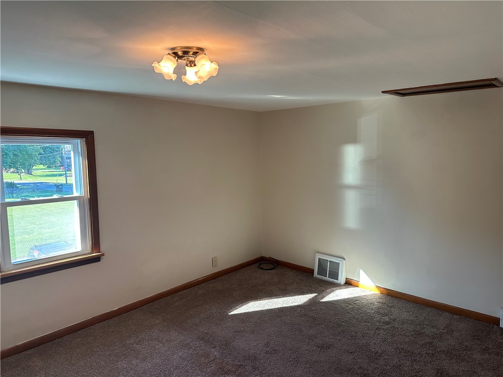 174 Chew St