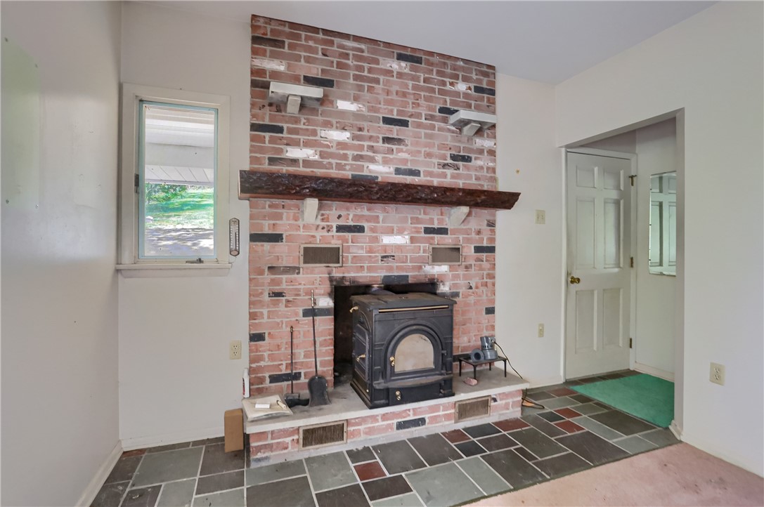 423 Little Creek Rd
