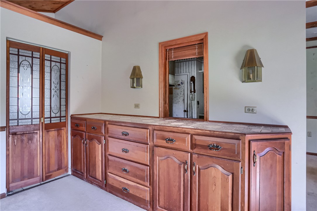 423 Little Creek Rd