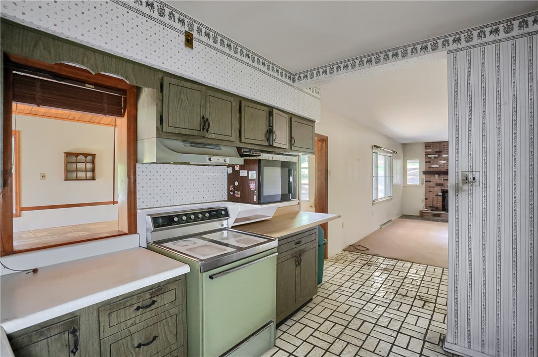 423 Little Creek Rd