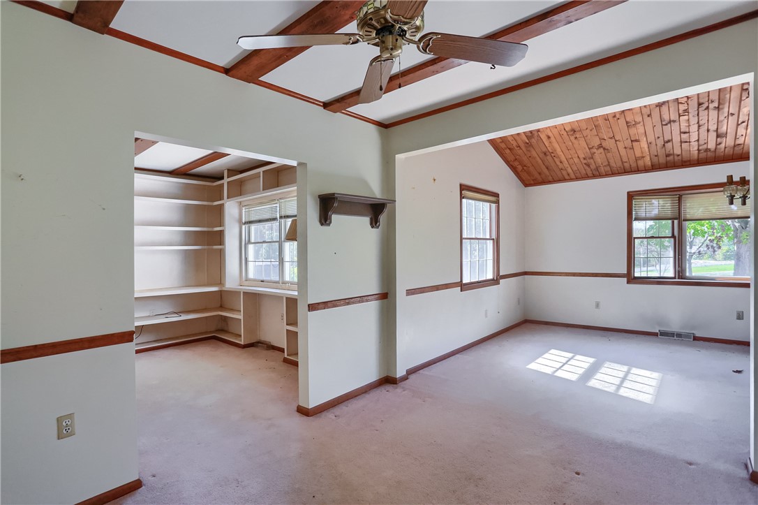 423 Little Creek Rd